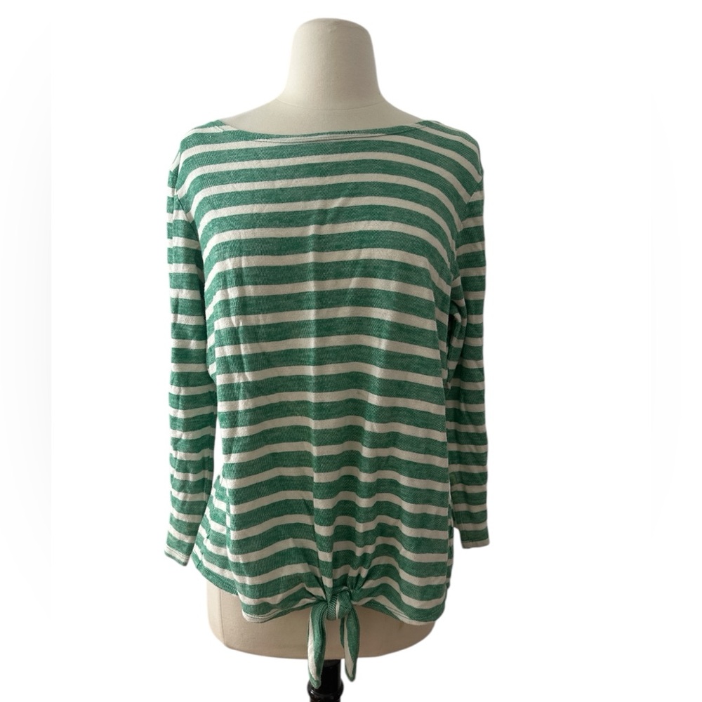 Old Navy Green and White 3/4 Sleeve Tie Front Blouse